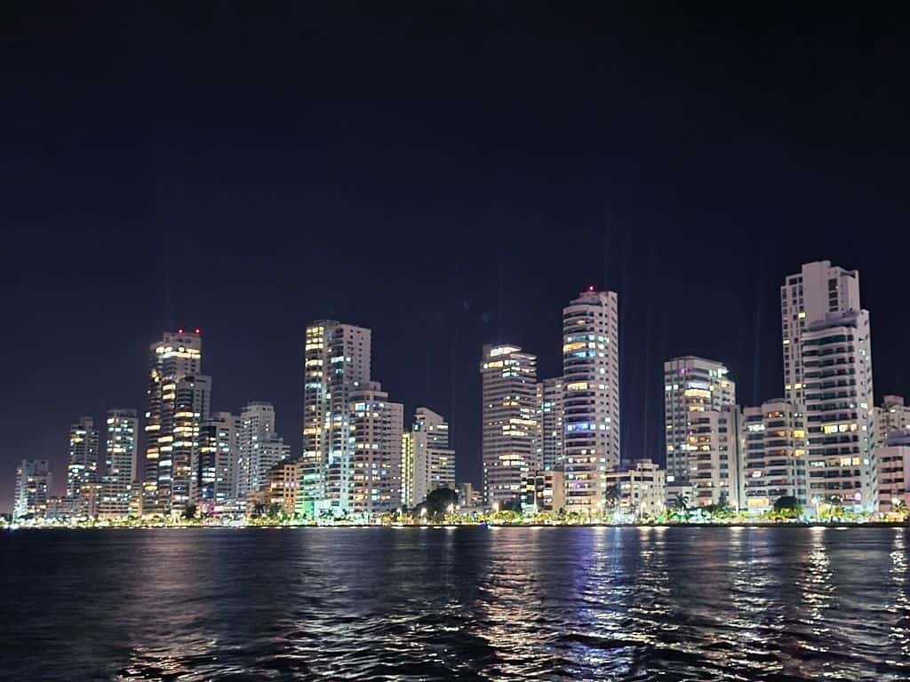 Bocagrande at night