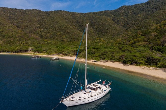 Sailboat Santa Marta Bahia Concha