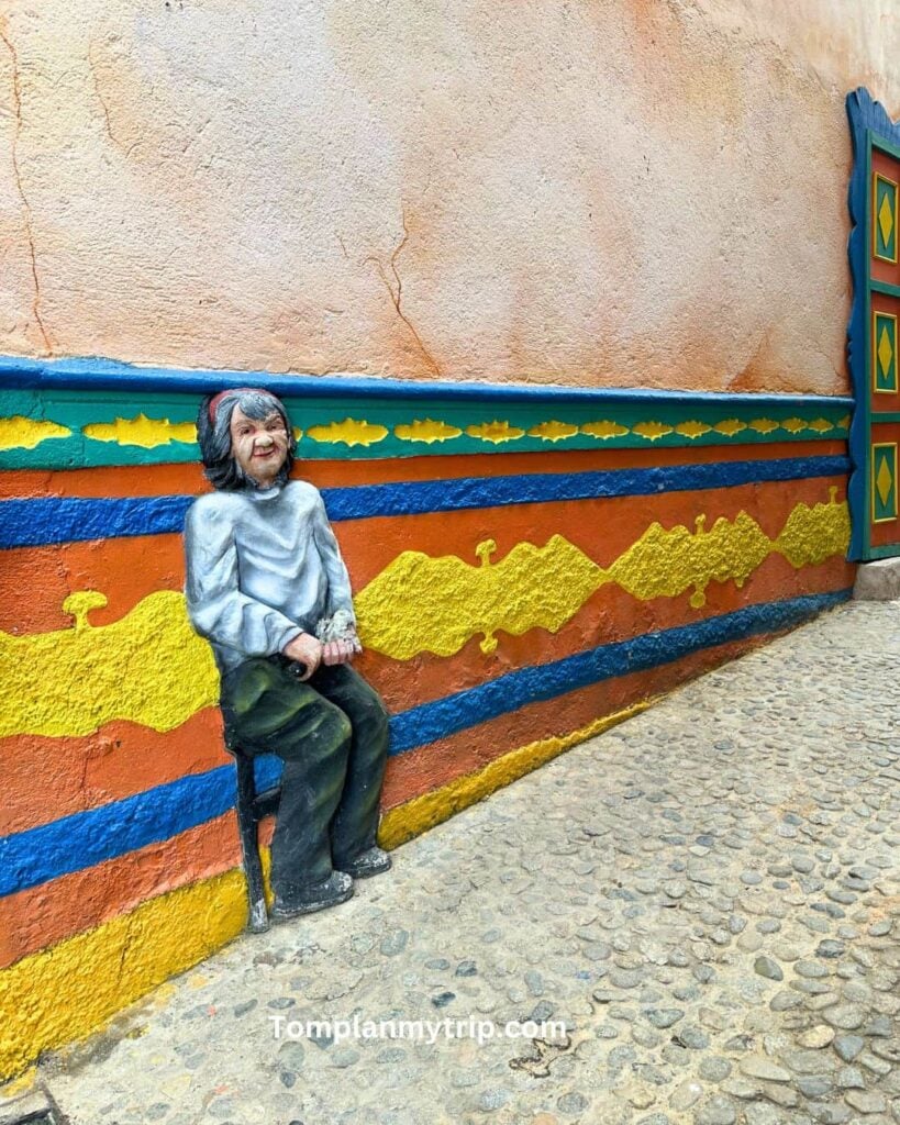 Zocalos Guatape (1)